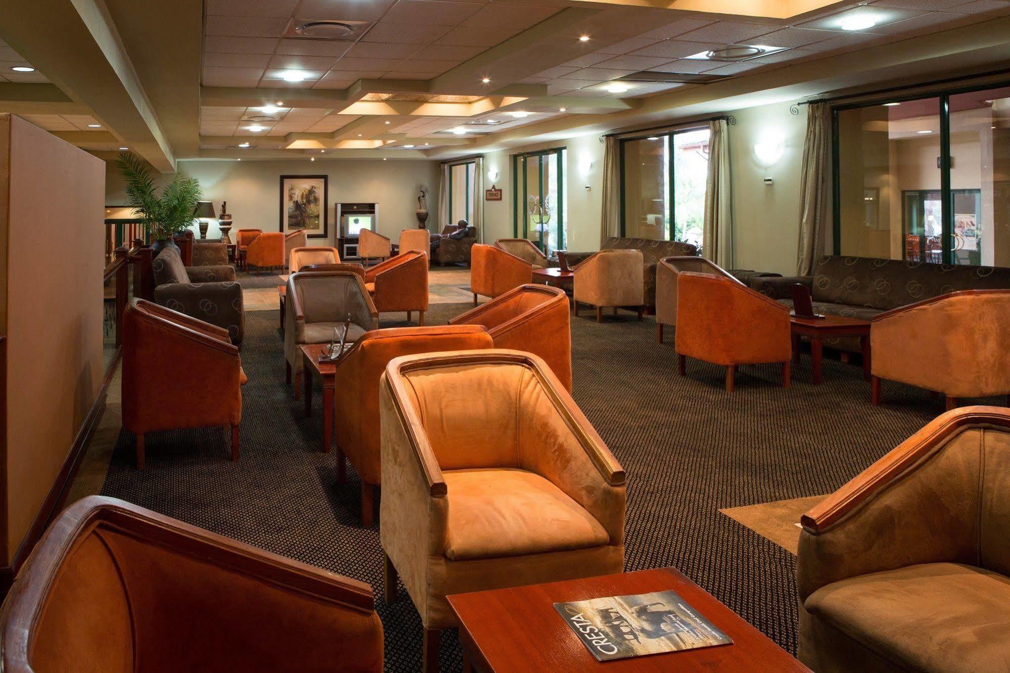 M'Kango Golfview Hotel 루사카 외부 사진